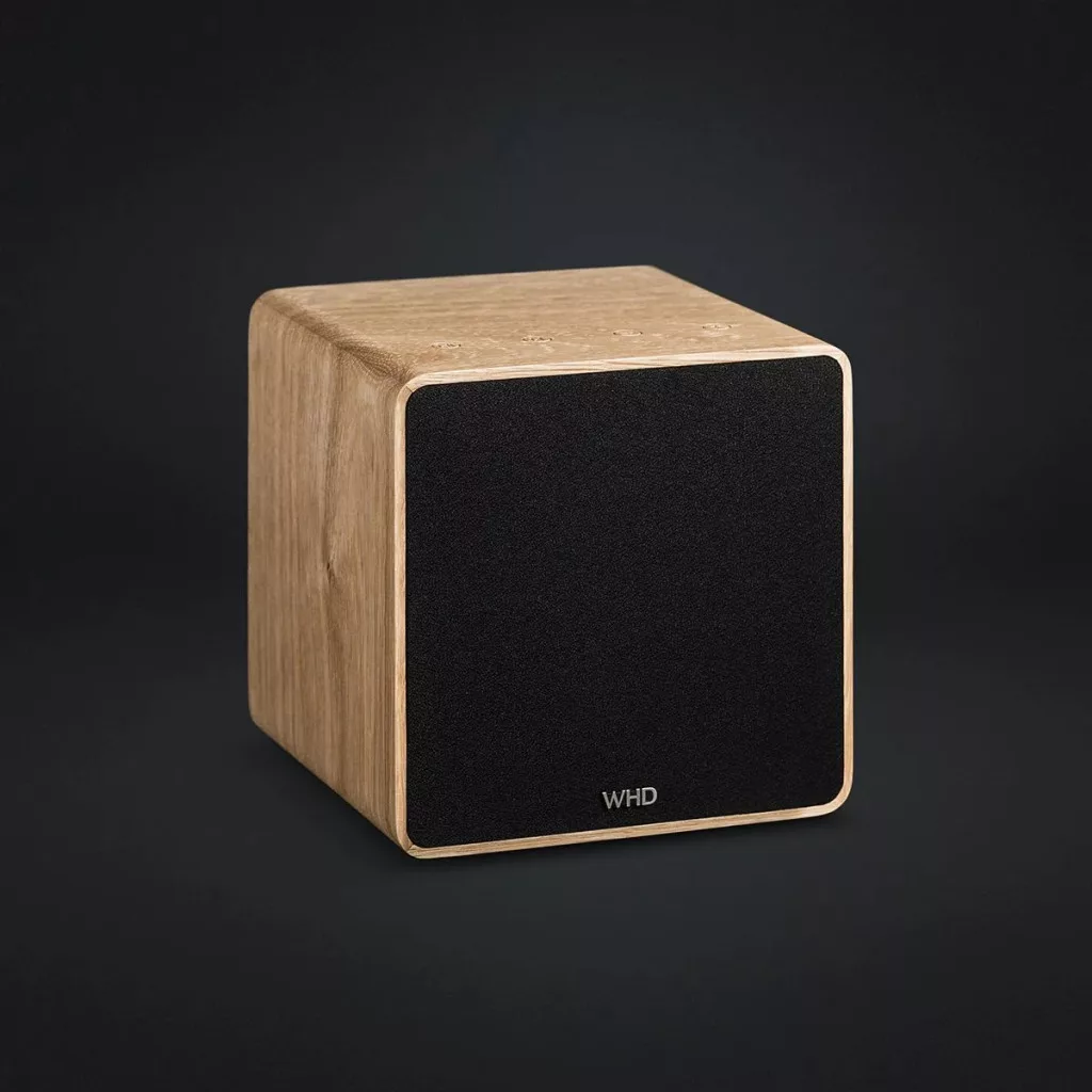 WHD Qube 300 - Hi-Fi hangszóró, 8 Ohm (Fekete előlap, tölgyfa oldalak)