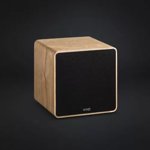 WHD Qube 300 - Hi-Fi hangszóró, 100V (Fekete előlap, tölgyfa oldalak)