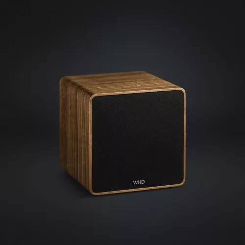 WHD Qube 300 - Hi-Fi hangszóró, 100V (Fekete előlap, diófa oldalak)