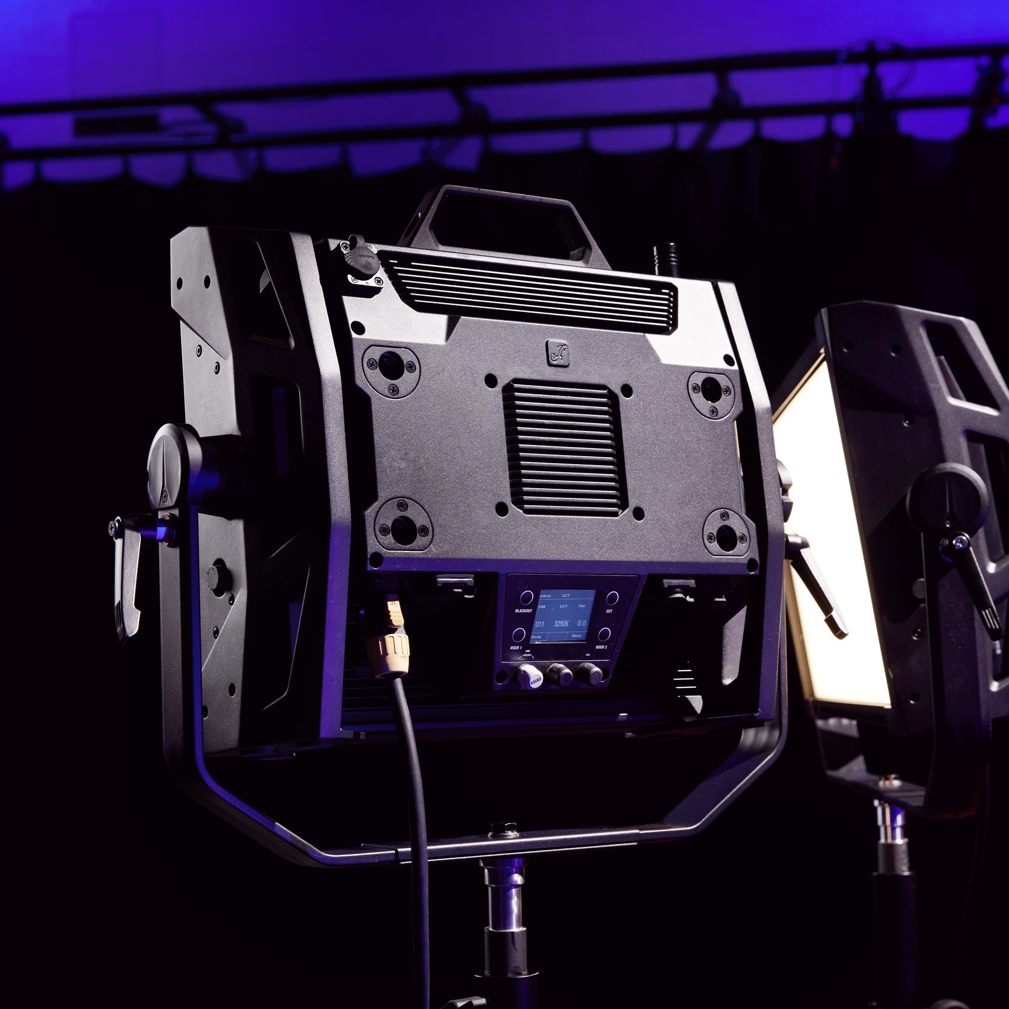 Cameo S2 IP - LED softlight panel, IP65 védettséggel - 9. kép