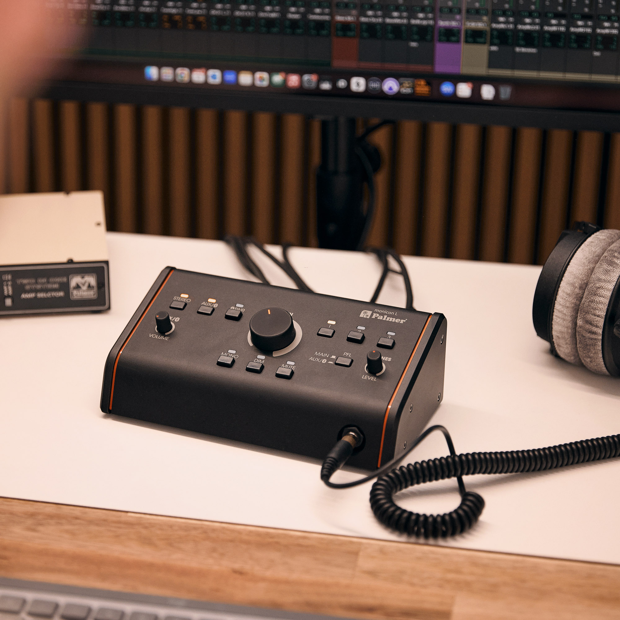 Palmer MONICON L G2 - aktív/passzív stúdió monitor kontroller, fekete - 7. kép
