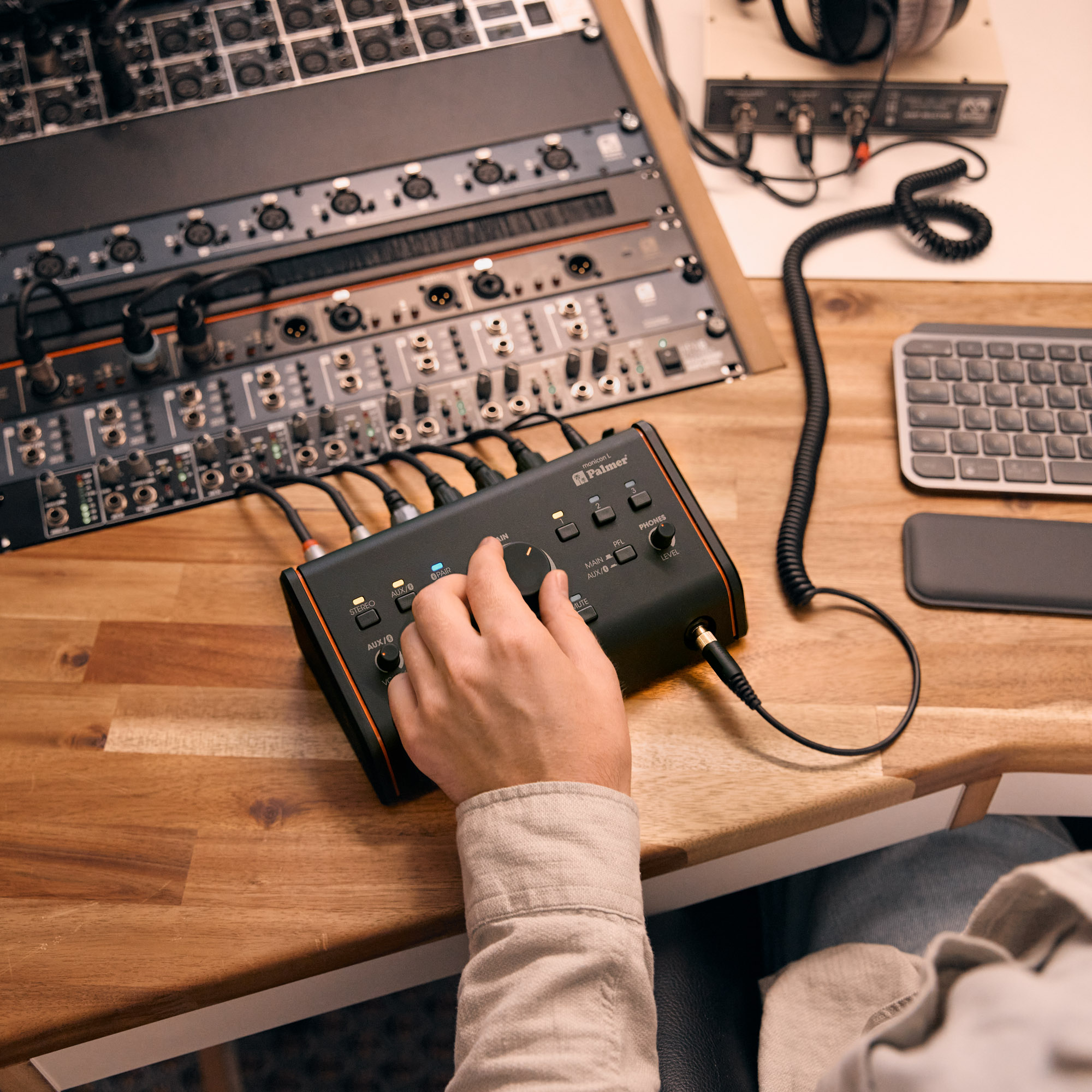 Palmer MONICON L G2 - aktív/passzív stúdió monitor kontroller, fekete - 9. kép