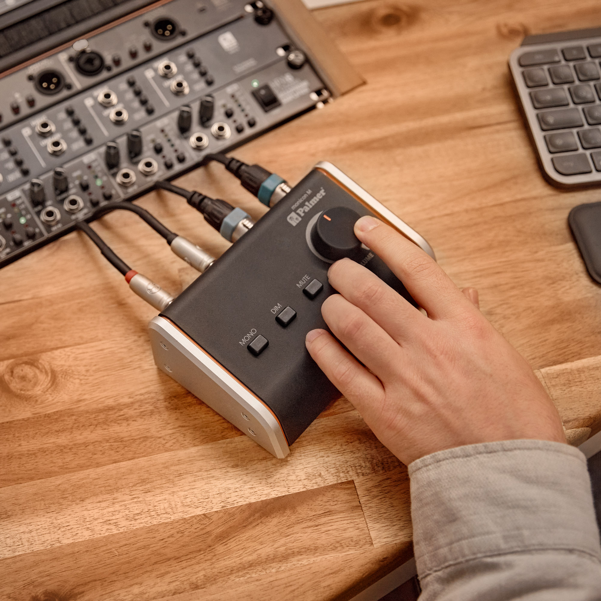 Palmer MONICON M G2 - passzív stúdió monitor kontroller, fekete - 7. kép