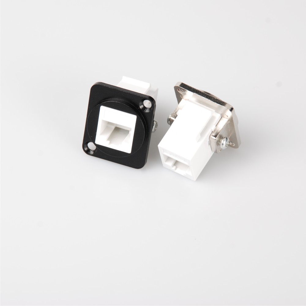 Worldmix EA E8 FF DBA - RJ45 átvezető - RJ45 aljzat | RJ45 aljzat, "D" takaróra szerelve, fekete