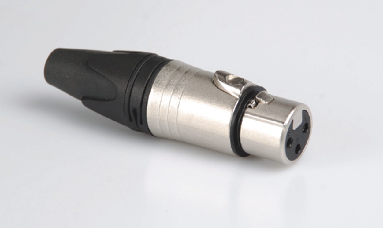 Worldmix EC 3F XX - 3 pólusú XLR lengő aljzat